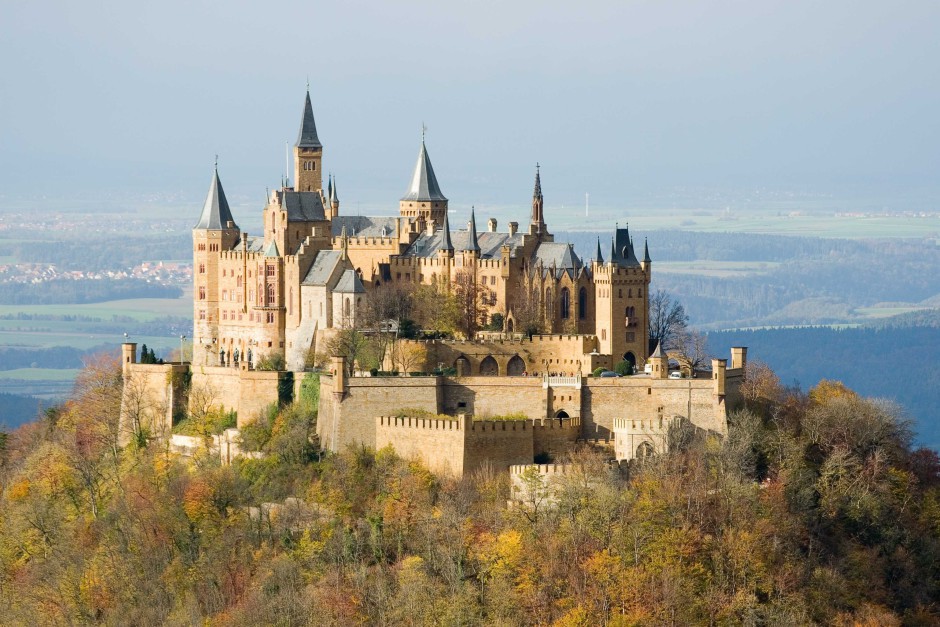Castle-Burg-Hohenzollern_klein-940x627-940x627.jpg